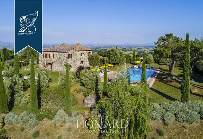 Image No.13-14 Bed Farmhouse for sale