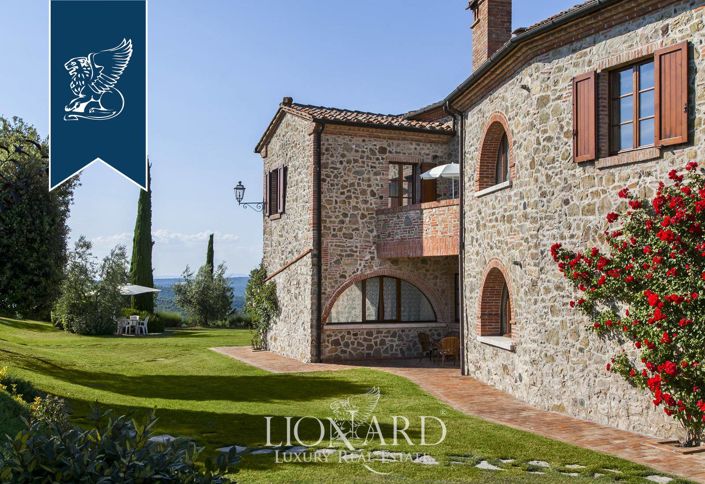 Image No.32-14 Bed Farmhouse for sale