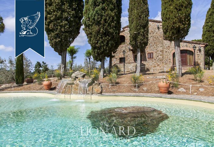 Image No.35-14 Bed Farmhouse for sale