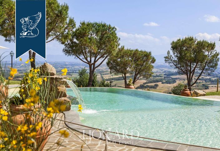 Image No.37-14 Bed Farmhouse for sale