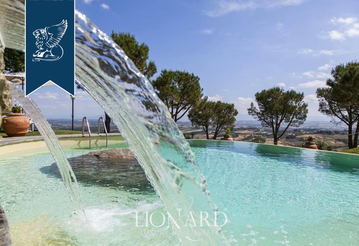 Image No.39-14 Bed Farmhouse for sale