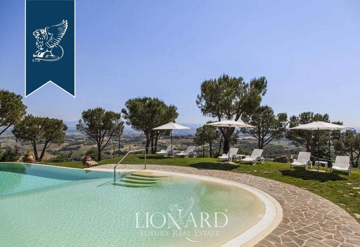 Image No.40-14 Bed Farmhouse for sale