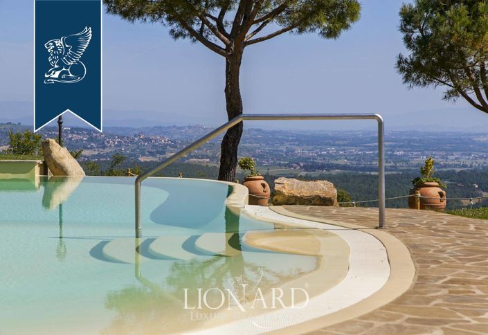 Image No.44-14 Bed Farmhouse for sale