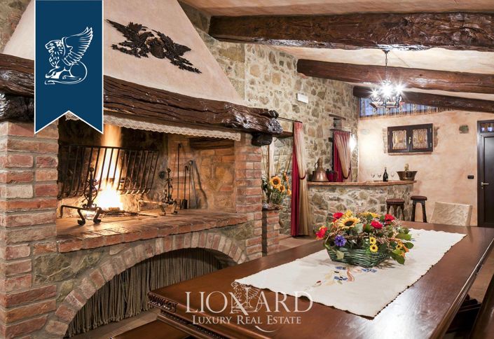 Image No.63-14 Bed Farmhouse for sale