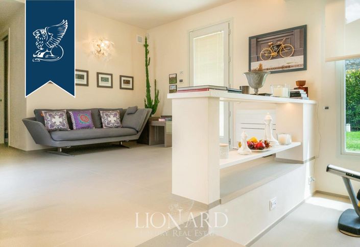 Image No.14-5 Bed Villa for sale