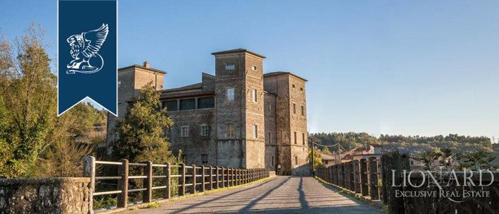 Image No.2-Propriété de 10 chambres à vendre à Licciana Nardi