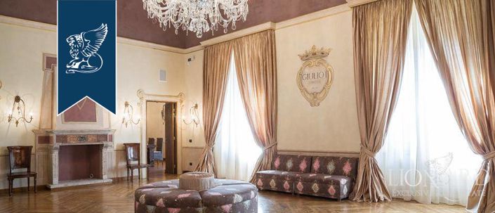 Image No.26-Propriété de 10 chambres à vendre à Licciana Nardi