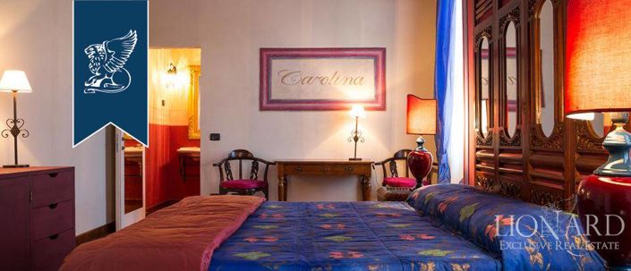 Image No.57-Propriété de 10 chambres à vendre à Licciana Nardi