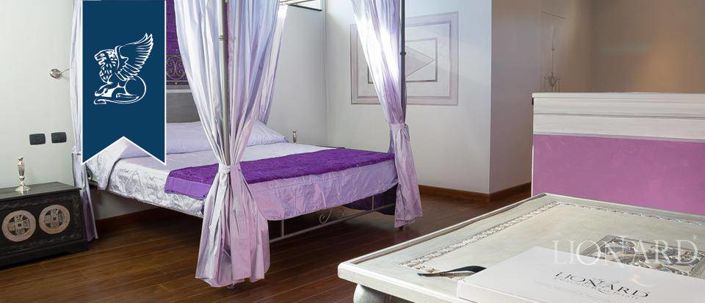 Image No.61-Propriété de 10 chambres à vendre à Licciana Nardi