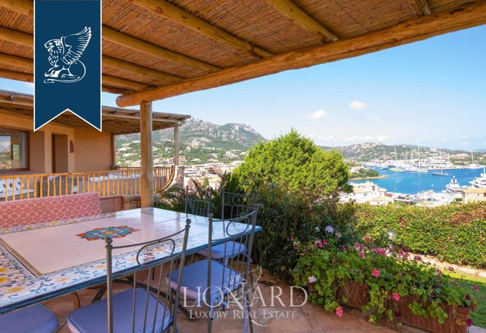 Image No.11-Villa de 8 chambres à vendre à Arzachena