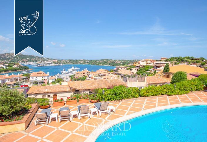 Image No.6-Villa de 8 chambres à vendre à Arzachena