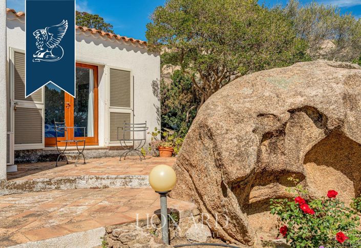 Image No.15-6 Bed Villa for sale