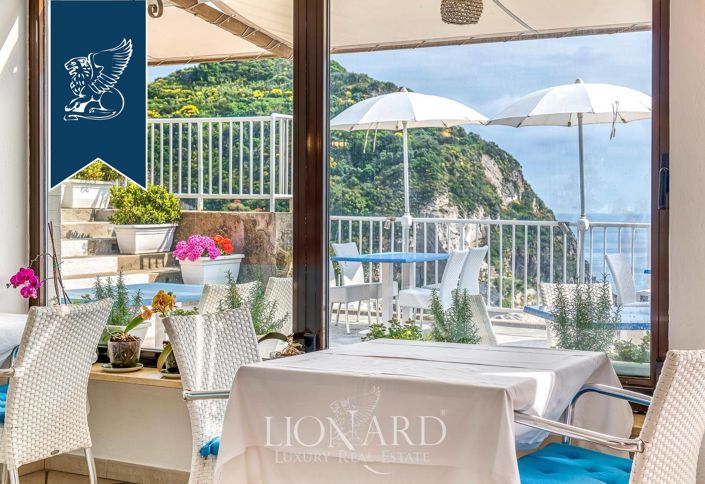 Image No.19-16 Bed Hotel for sale