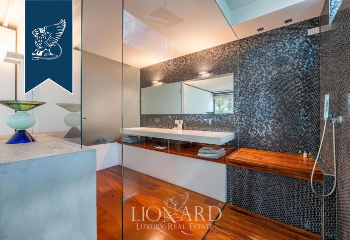 Image No.32-7 Bed Flat for sale