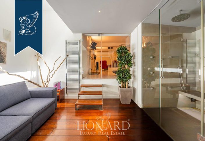 Image No.64-7 Bed Flat for sale