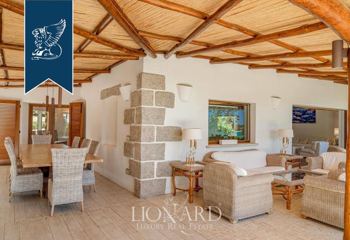 Image No.19-Villa de 8 chambres à vendre à Arzachena