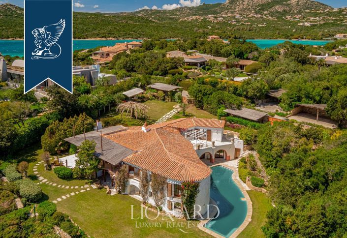 Image No.9-Villa de 8 chambres à vendre à Arzachena