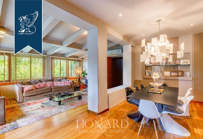 Image No.16-9 Bed Villa for sale