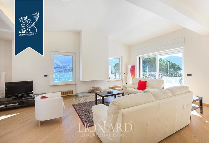 Image No.9-8 Bed Villa for sale