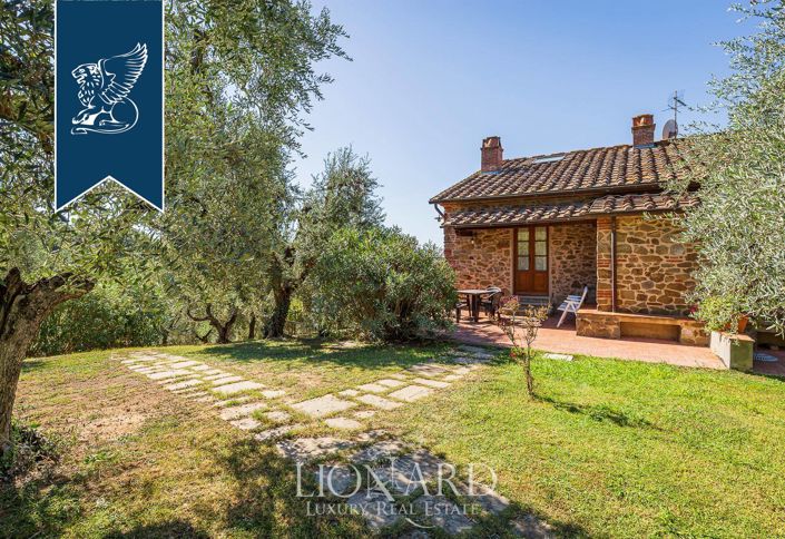 Image No.12-6 Bed Farmhouse for sale