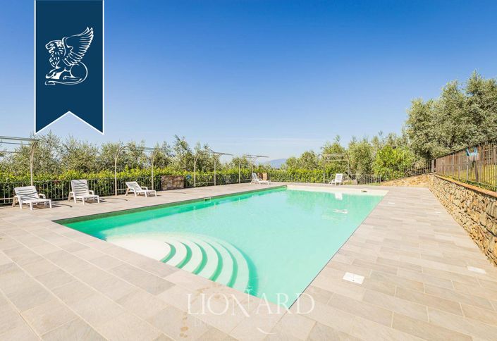 Image No.16-6 Bed Farmhouse for sale