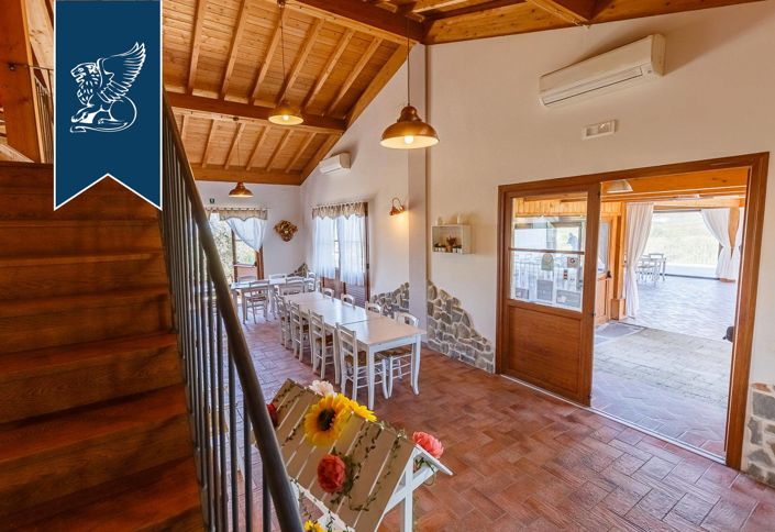 Image No.30-6 Bed Farmhouse for sale