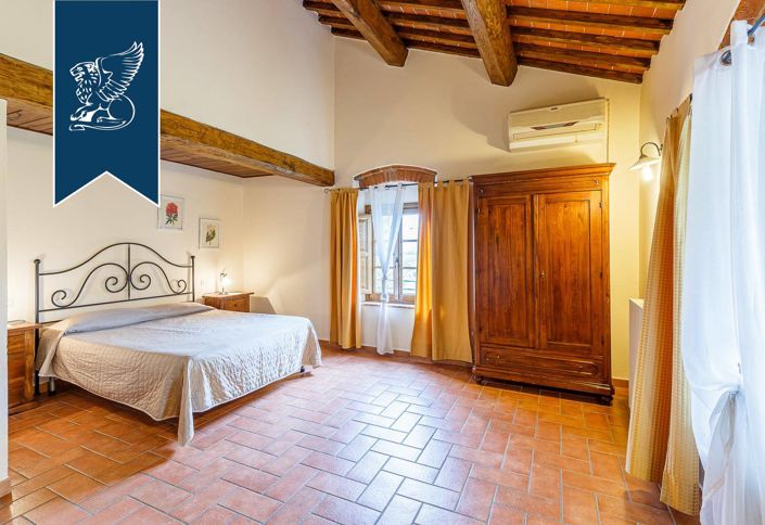 Image No.36-6 Bed Farmhouse for sale