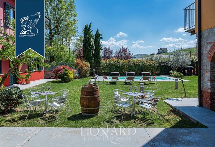 Image No.13-6 Bed Farmhouse for sale