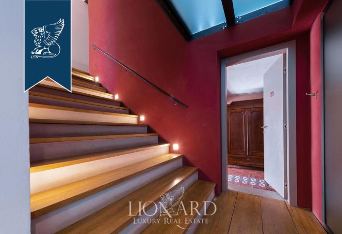 Image No.44-6 Bed Farmhouse for sale