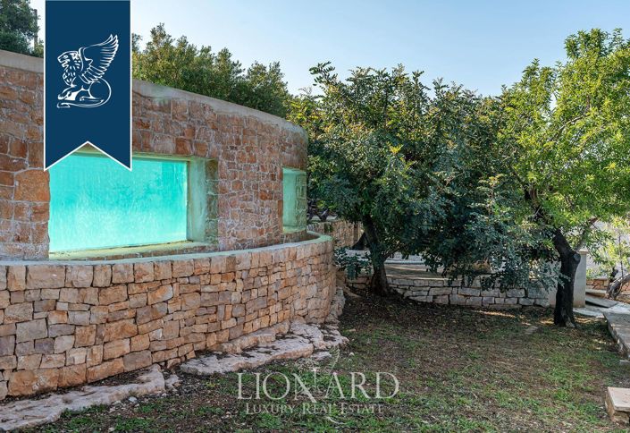 Image No.11-7 Bed Villa for sale