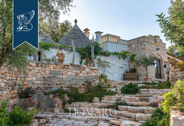 Image No.12-7 Bed Villa for sale