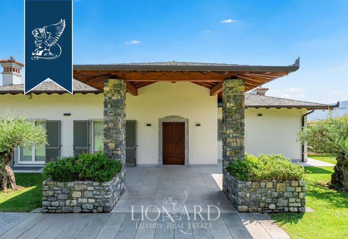 Image No.8-6 Bed Villa for sale