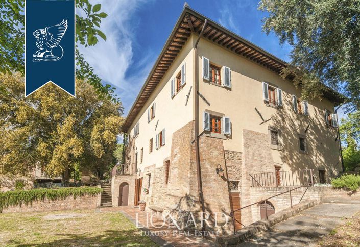 Image No.14-10 Bed Villa for sale