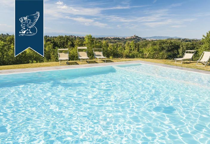 Image No.22-10 Bed Villa for sale