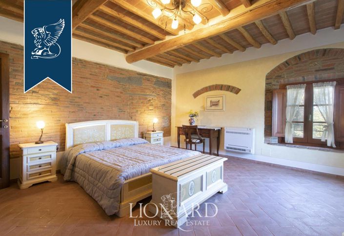 Image No.41-10 Bed Villa for sale