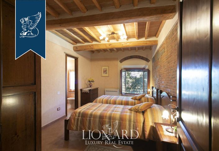 Image No.43-10 Bed Villa for sale