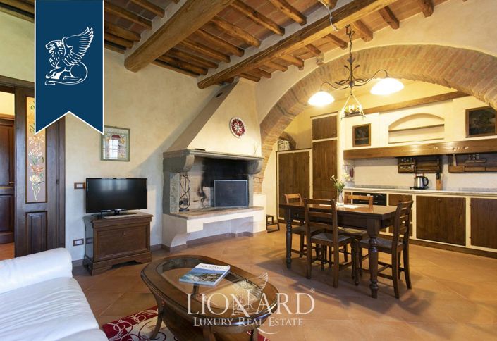 Image No.50-10 Bed Villa for sale