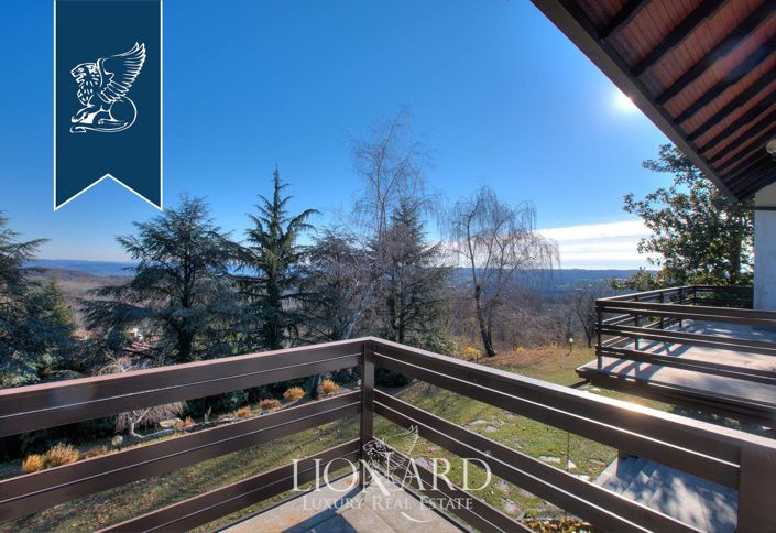 Image No.26-8 Bed Villa for sale