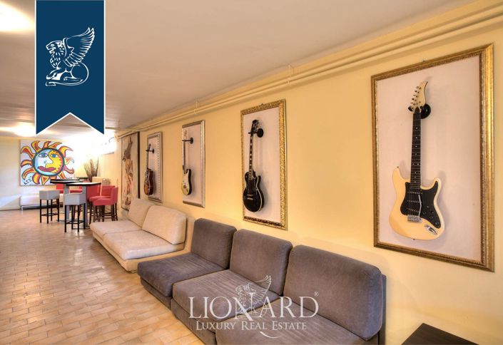 Image No.31-8 Bed Villa for sale