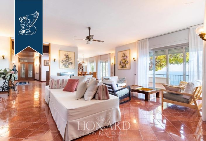 Image No.10-Villa de 11 chambres à vendre à Bordighera