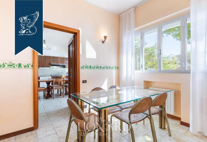 Image No.14-Villa de 11 chambres à vendre à Bordighera