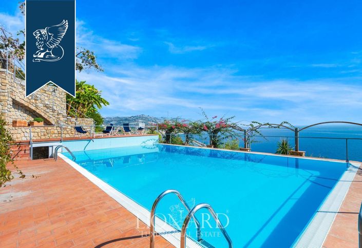 Image No.20-Villa de 11 chambres à vendre à Bordighera