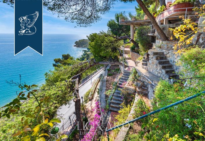 Image No.3-Villa de 11 chambres à vendre à Bordighera