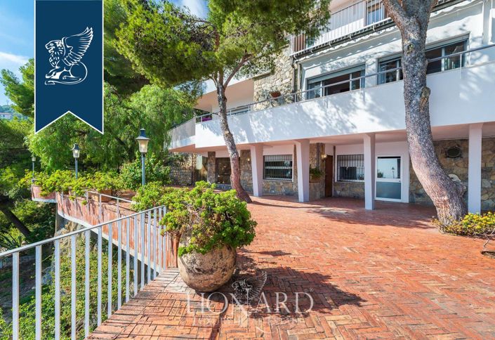 Image No.5-Villa de 11 chambres à vendre à Bordighera