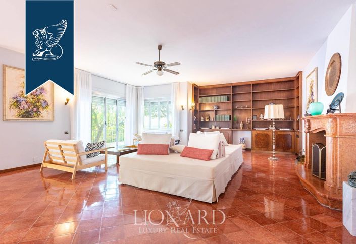 Image No.9-Villa de 11 chambres à vendre à Bordighera