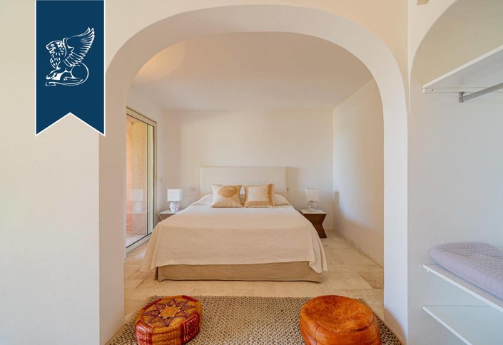 Image No.29-5 Bed Villa for sale