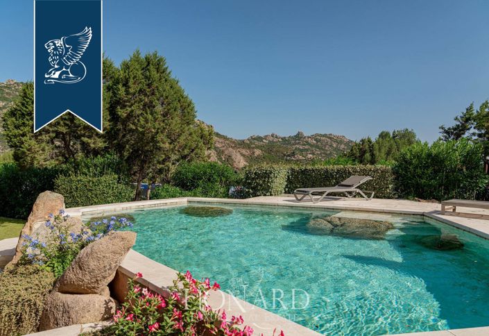 Image No.8-5 Bed Villa for sale