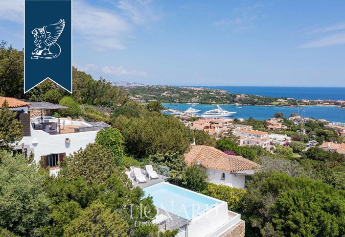 Image No.1-Villa de 4 chambres à vendre à Arzachena