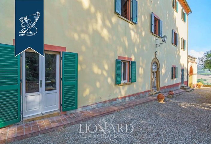 Image No.18-15 Bed Villa for sale