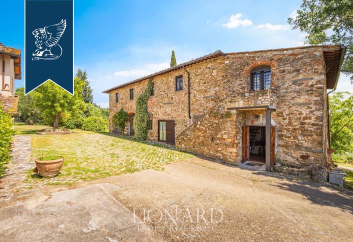 Image No.10-13 Bed Country House for sale